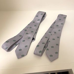 J. Crew kids’ silk tie, turtle print